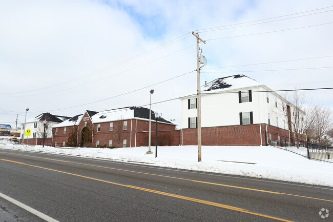 Campus Village Flint