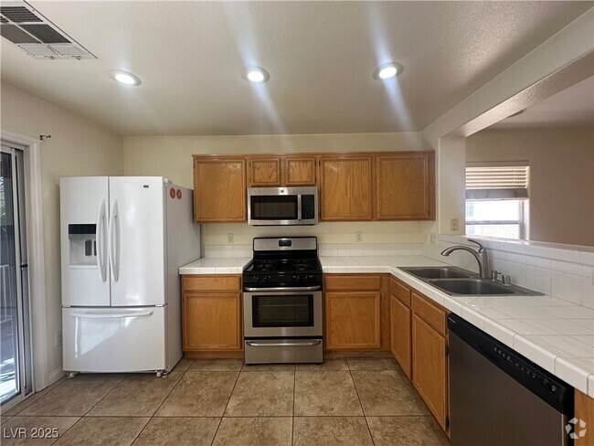 Building Photo - 9959 Perceval St Rental