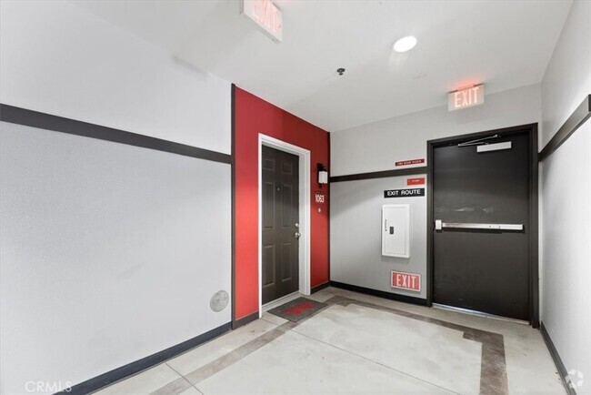 Building Photo - 1801 E Katella Ave Rental