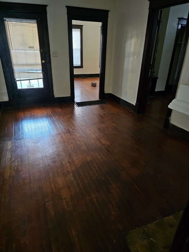 Photo - 4108 S 3rd St