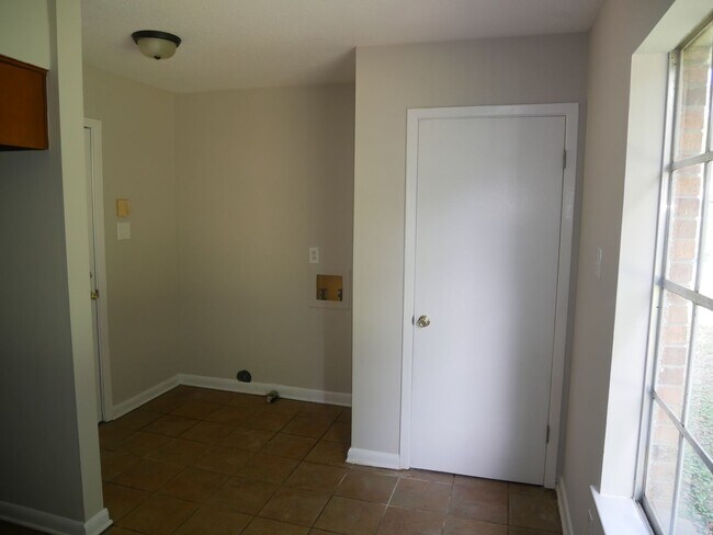 Photo - 3330 Mayfair Rd