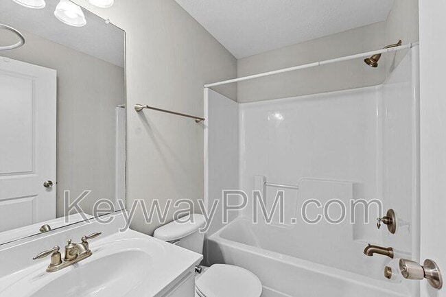 Photo - 808 Tyler Woods Dr