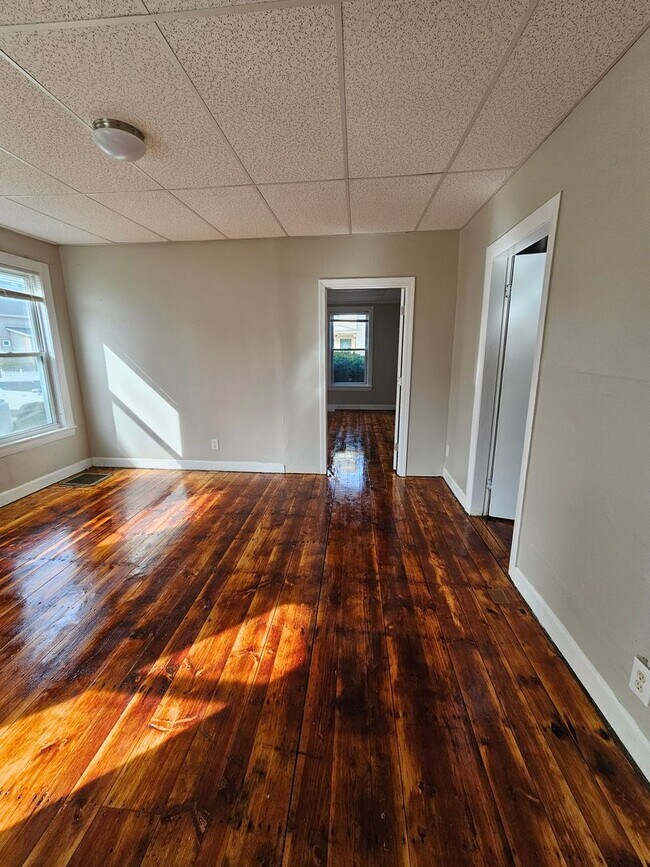 41 Hevey St Unit 1