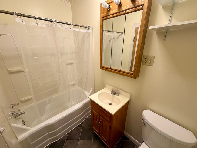 Photo - 56 Elm St Unit 2B