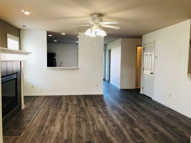 Photo - Lovely DuPont home, 3 beds, 2.5 baths