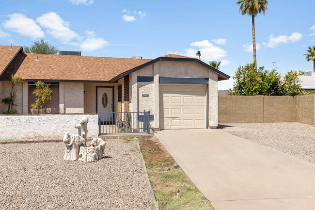 Photo - 16216 N 16th Pl