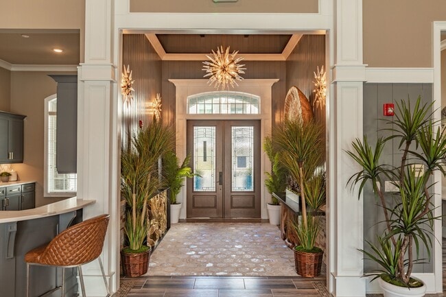 Lakeland Grand
