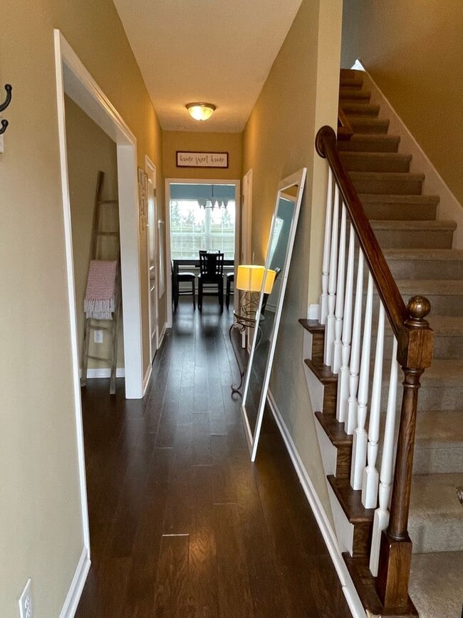 Photo - Cottage Glen Townhome. -- Full Furnished !!!