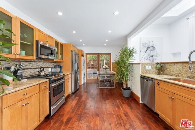Building Photo - 8827 Betty Way Rental