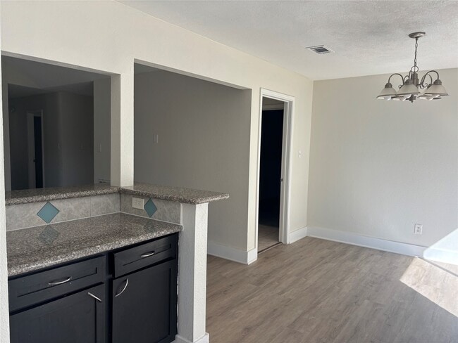 Photo - 2014 Lexington Woods Dr