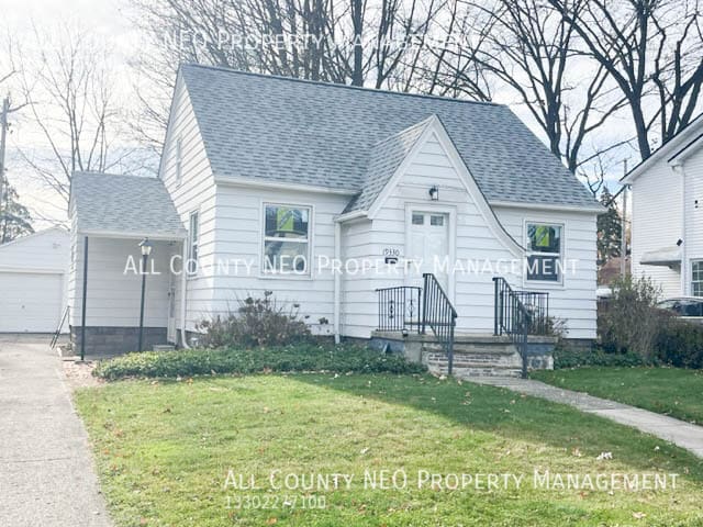 Building Photo - 19330 Meredith Ave