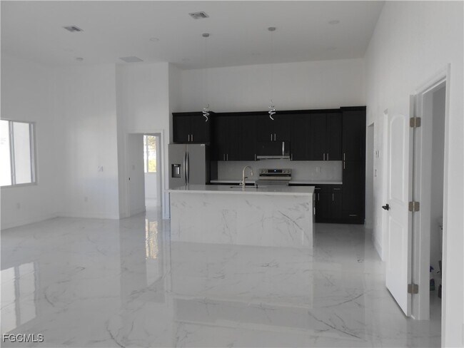 Photo - 3512 2nd St W