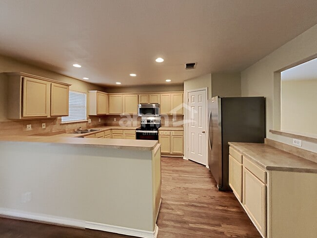 Photo - 4124 Wensledale Dr