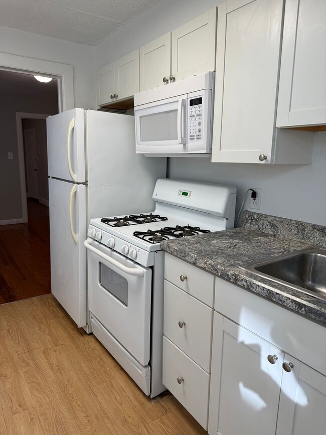 Photo - 1048 Northampton St Unidad #2