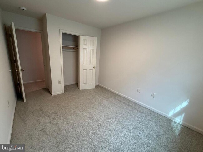 Photo - 104 Belladonna Ln