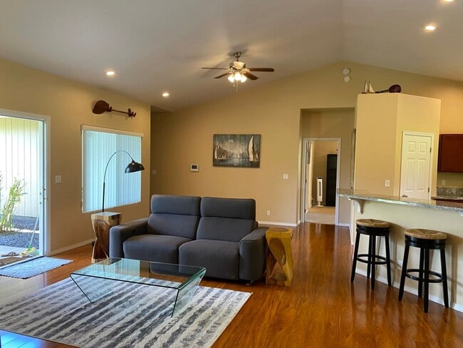 Photo - 3/2 Furnished & Pet Friendly-Hawaiian Paradise Park