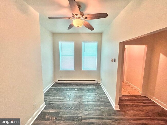 Building Photo - 2324 N Lambert St