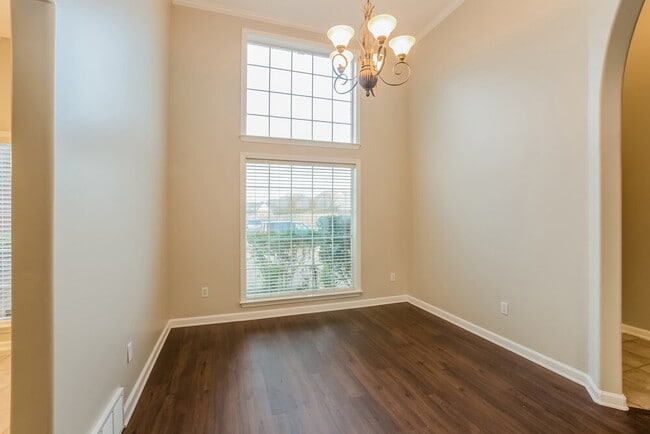 Photo - 9893 Farmyard Dr