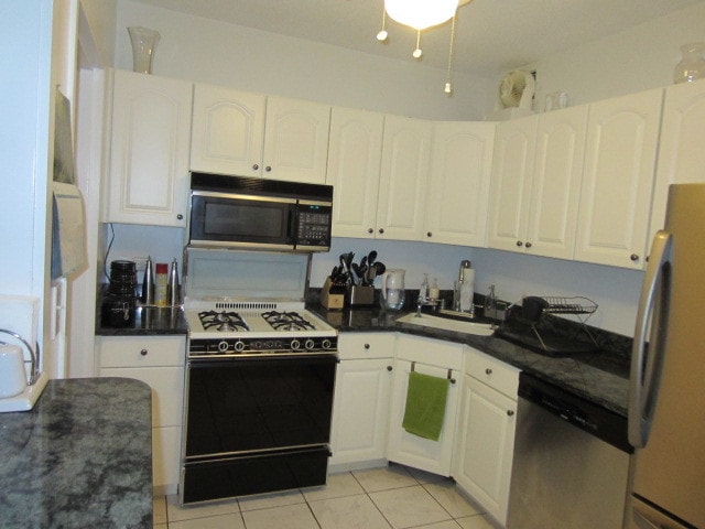Building Photo - 45 River Dr S Unit 1512
