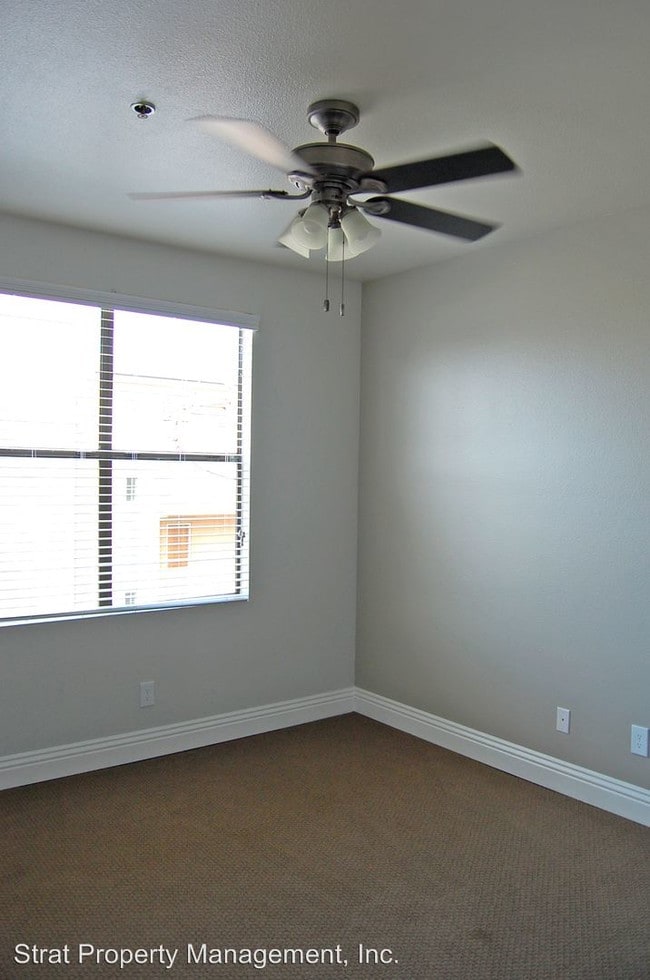 Photo - Uptown Villas Apartments (II)
