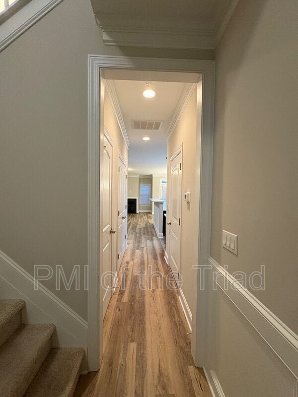 Photo - 1103 Chariot Square