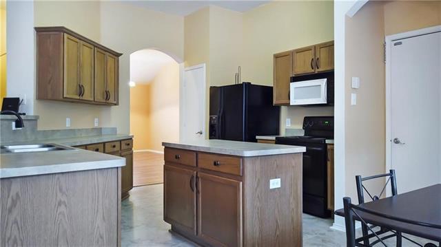 Photo - 809 Alder Dr