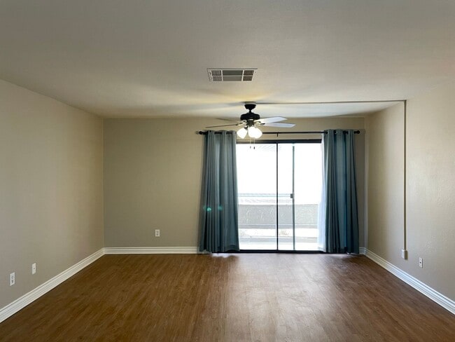 Photo - Captivating and Impeccable 3 Bedroom, 2 Bathroom in gated community