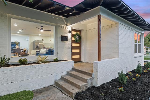 Photo - 10230 Newcombe Dr