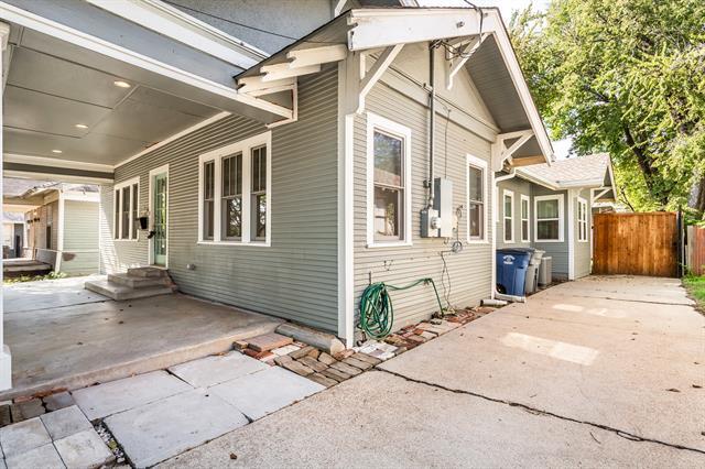 Photo - 5327 Worth St