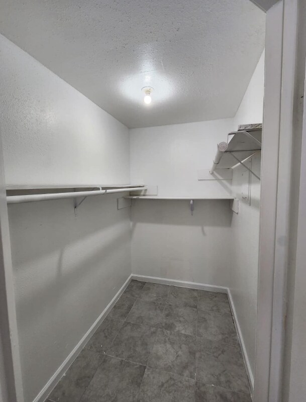 Photo - 10110 Forum Park Dr Unidad 160