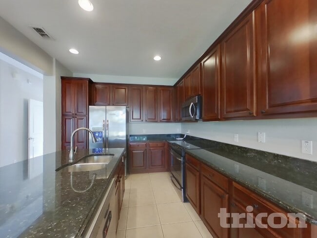 Photo - 13309 Fernow St