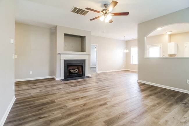 Photo - 20 Thomas Ct