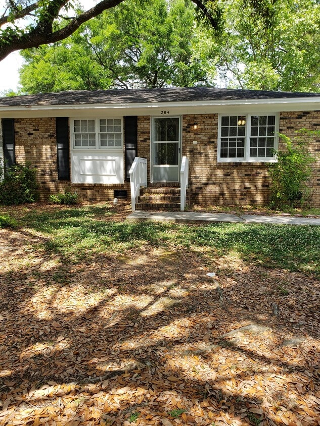 Photo - 204 Cedar Ln (Conway, SC)