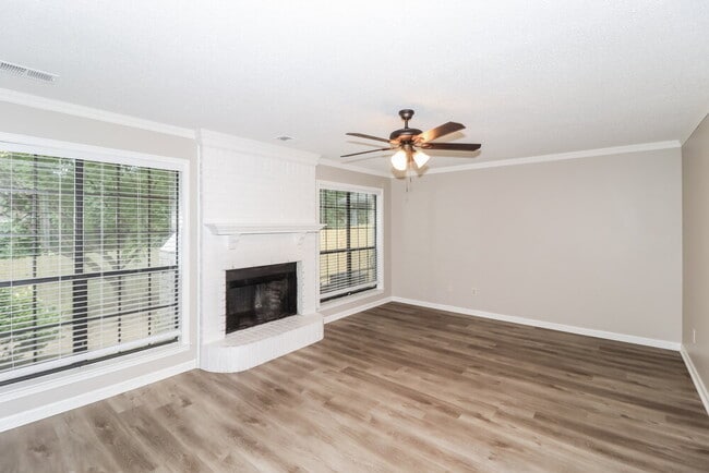 Photo - 6410 Baird Ln