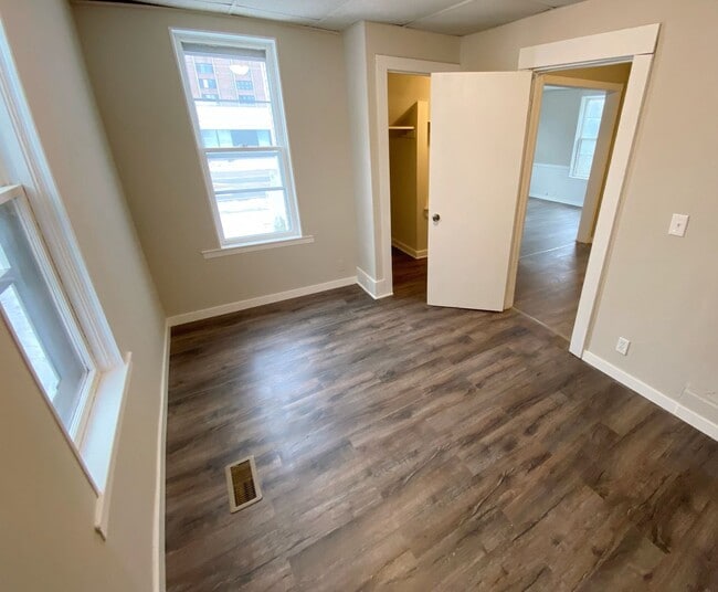 Photo - 531 N Appleton St Unidad Lower