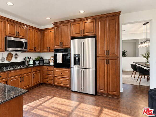780 Tennis Club Ln