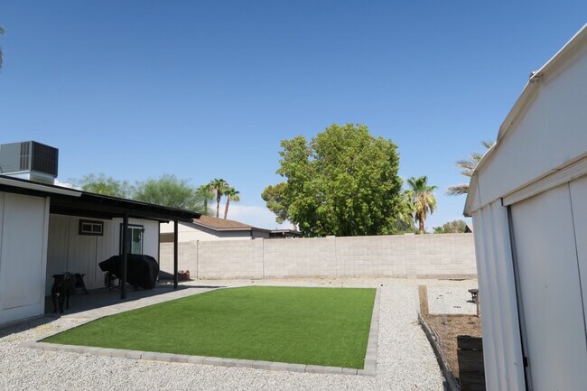 Photo - 3437 E Acoma Dr