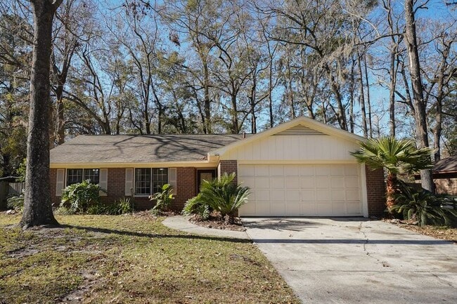Photo - 11 Brandy Ln