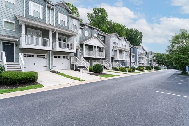 Photo - 1569 Liberty Pkwy NW