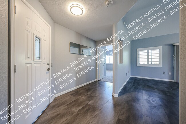 Photo - 9555 E Raintree Dr Unidad 2055