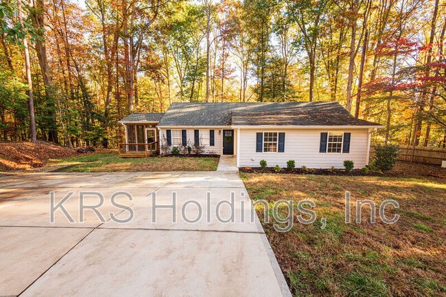 Building Photo - 2428 Rachel Dr