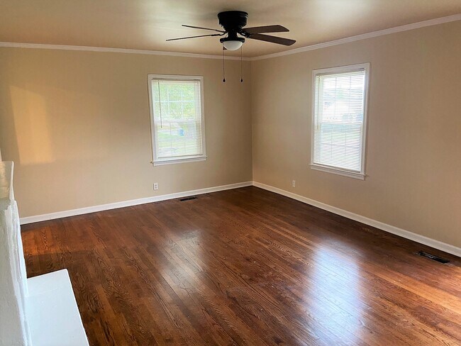 Photo - 1212 S Erie Ave