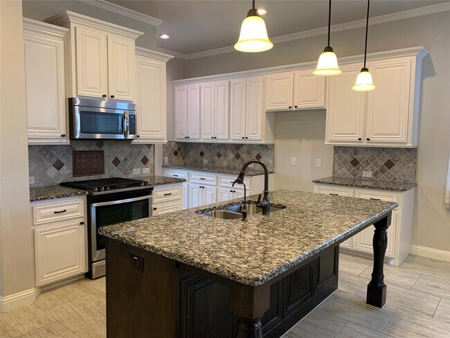 Photo - 437 Mistflower Springs Dr