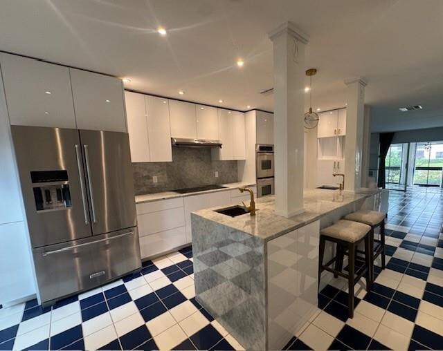 Building Photo - 8045 Eastlake Dr