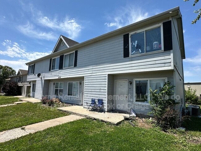 Photo - 804 Saddlewood St