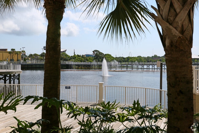 Laketown Wharf Resort