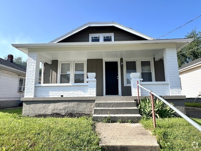 Building Photo - 920 Delaware Ave Rental