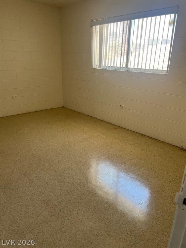 Photo - 818 S 7th St Unit 5