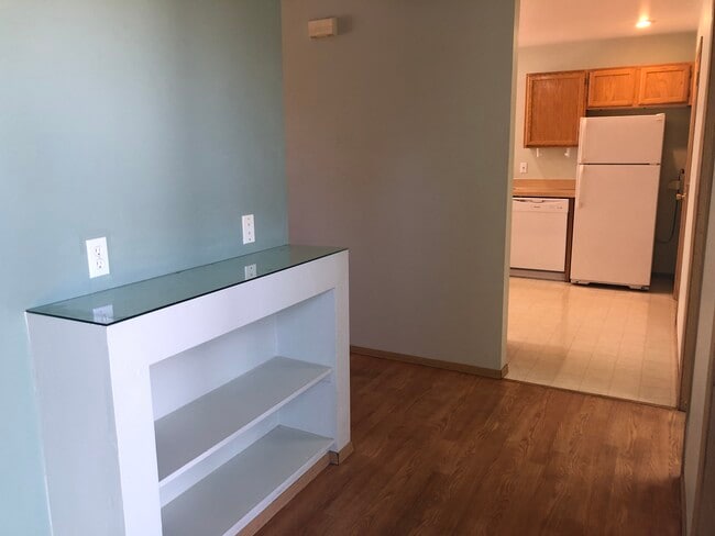 Photo - 247 NW Clay Ct