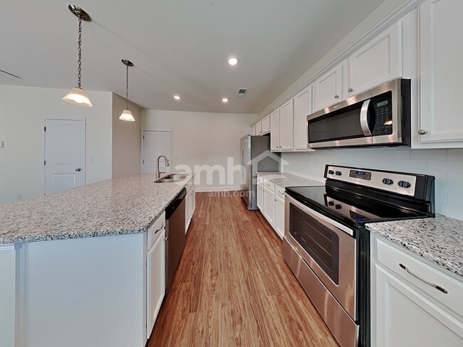 Photo - 144 Havenbrook Dr